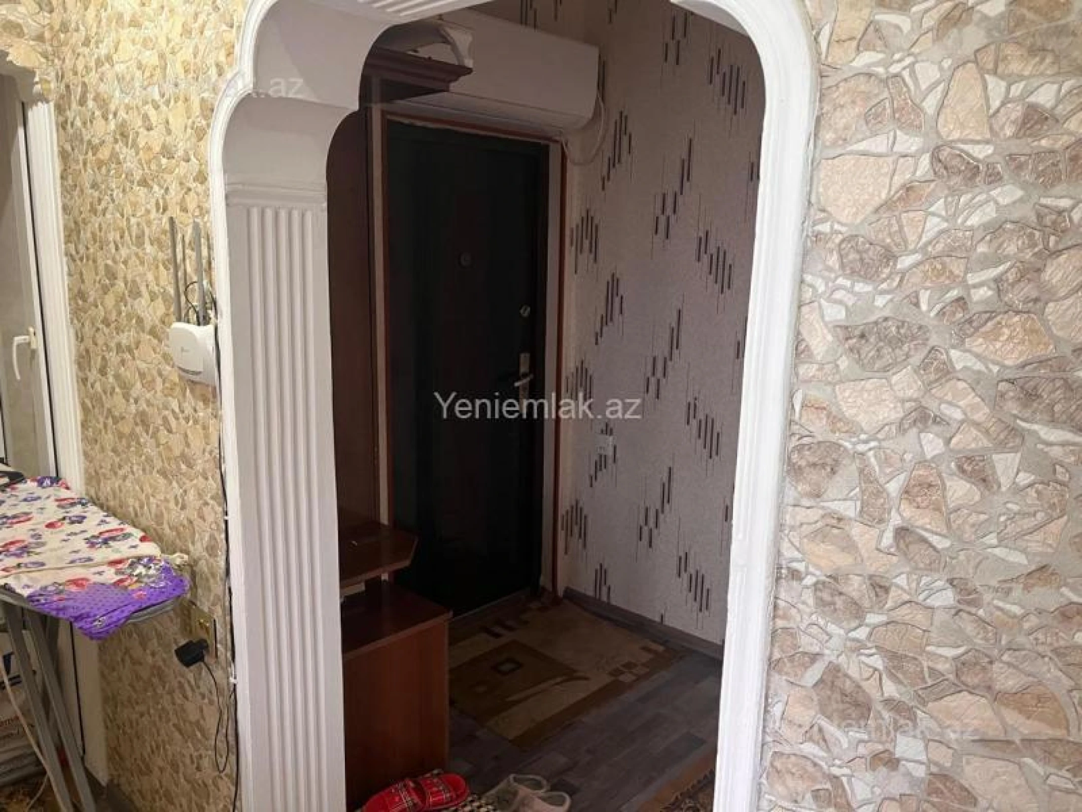 Satılır 3 otaqlı köhnə tikili 74 m²
