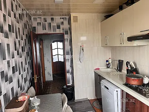 Satılır 3 otaqlı köhnə tikili 74 m²