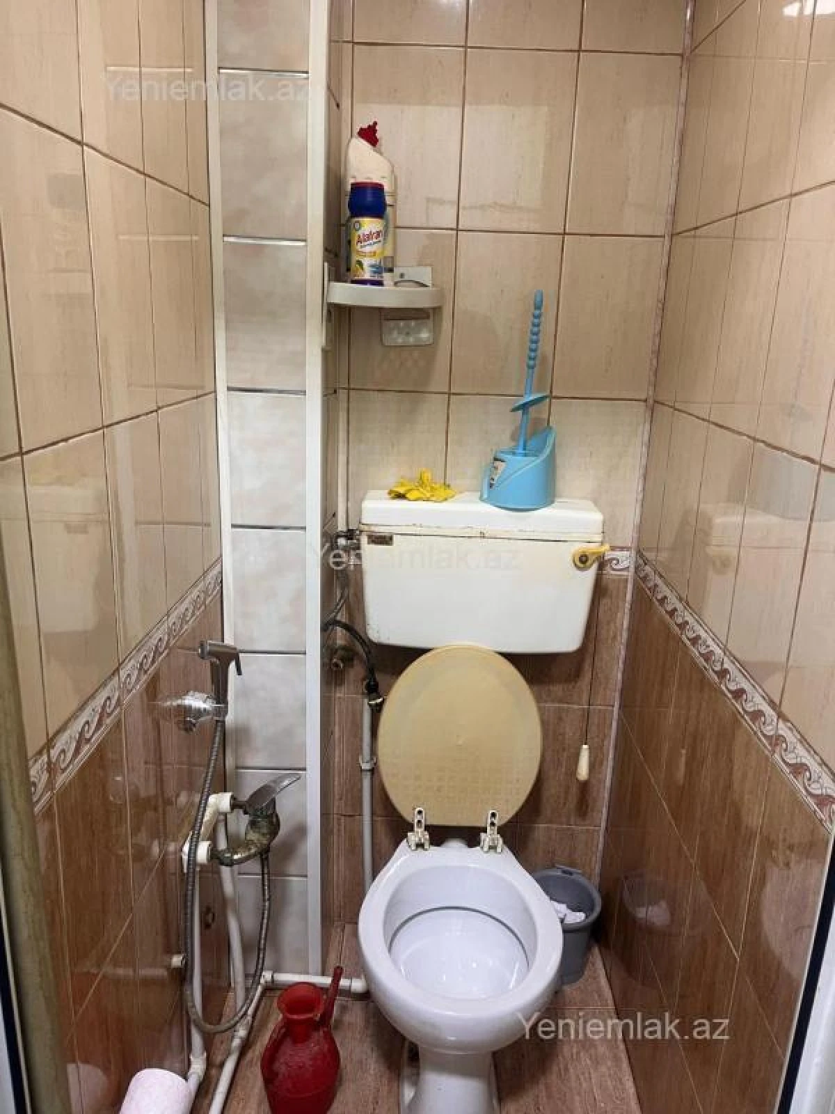 Satılır 3 otaqlı köhnə tikili 74 m²
