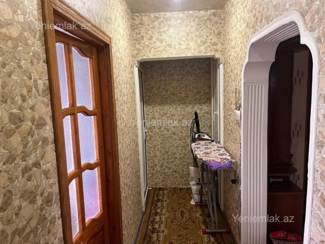 Satılır 3 otaqlı köhnə tikili 74 m²