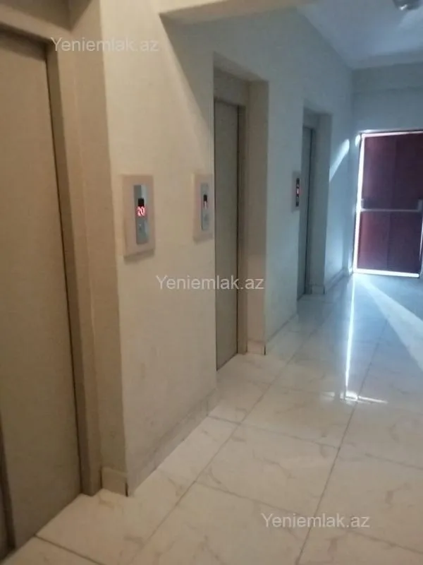 Satılır 3 otaqlı yeni tikili 100 m²