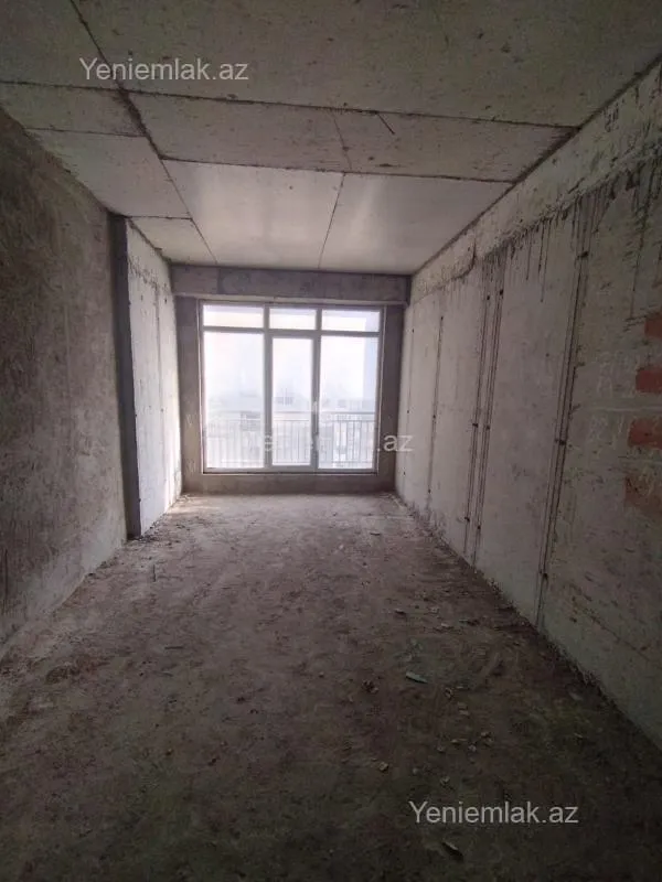 Satılır 3 otaqlı yeni tikili 100 m²