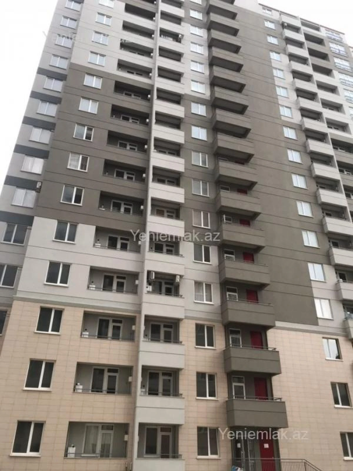 Satılır 3 otaqlı yeni tikili 100 m²