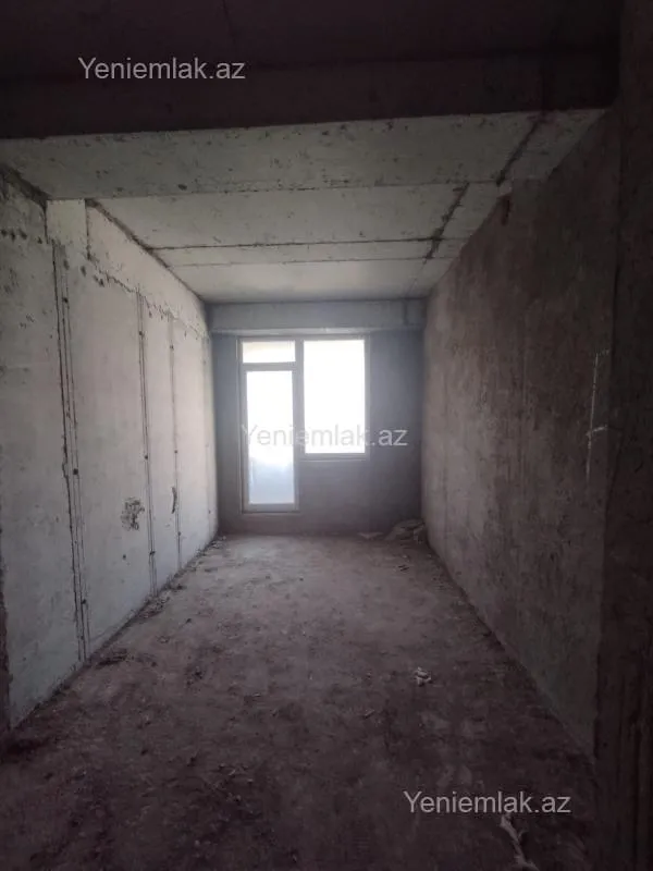 Satılır 3 otaqlı yeni tikili 100 m²