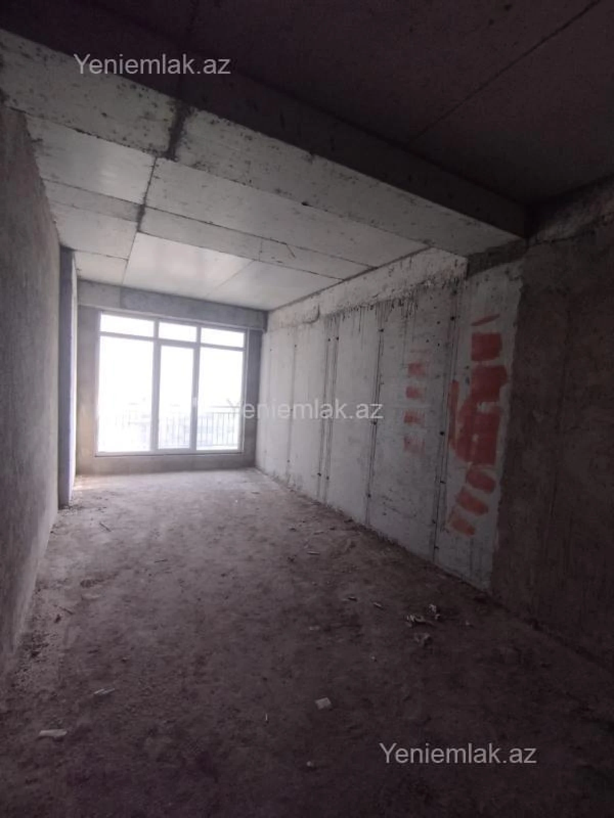 Satılır 3 otaqlı yeni tikili 100 m²