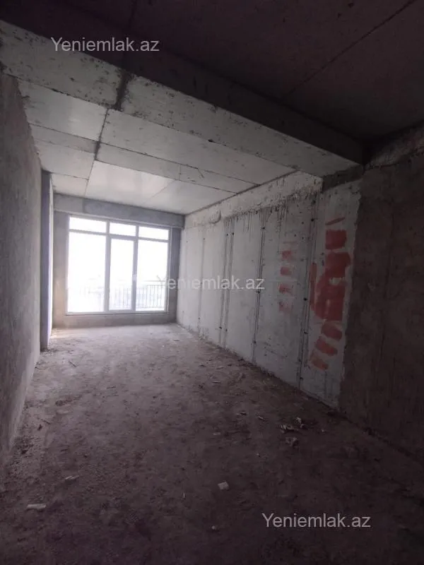 Satılır 3 otaqlı yeni tikili 100 m²