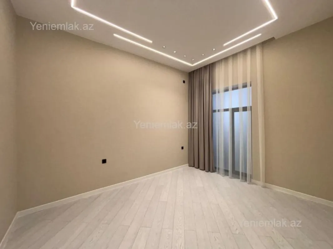 Satılır 4 otaqlı həyət evi 145 m²