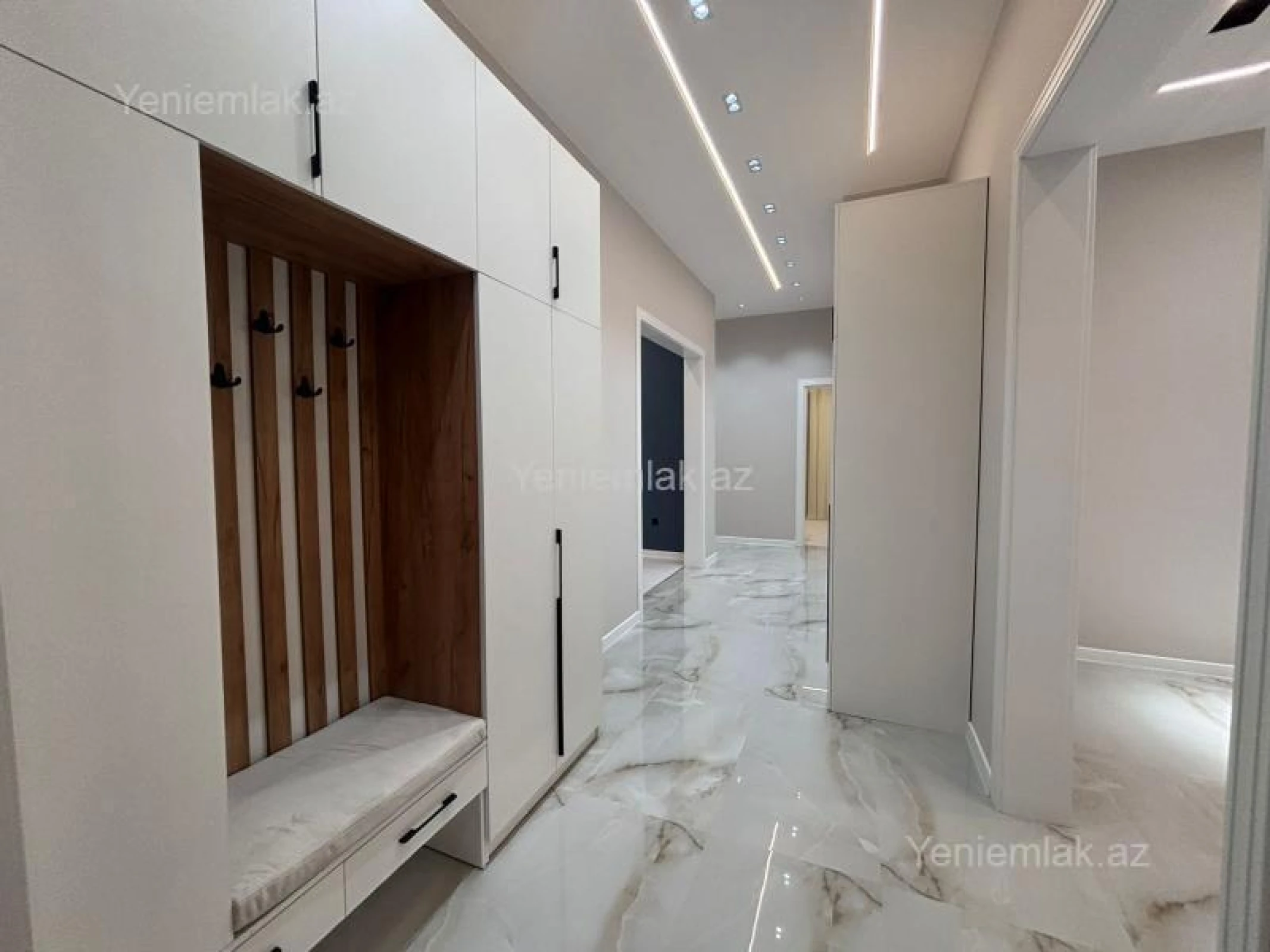 Satılır 4 otaqlı həyət evi 145 m²
