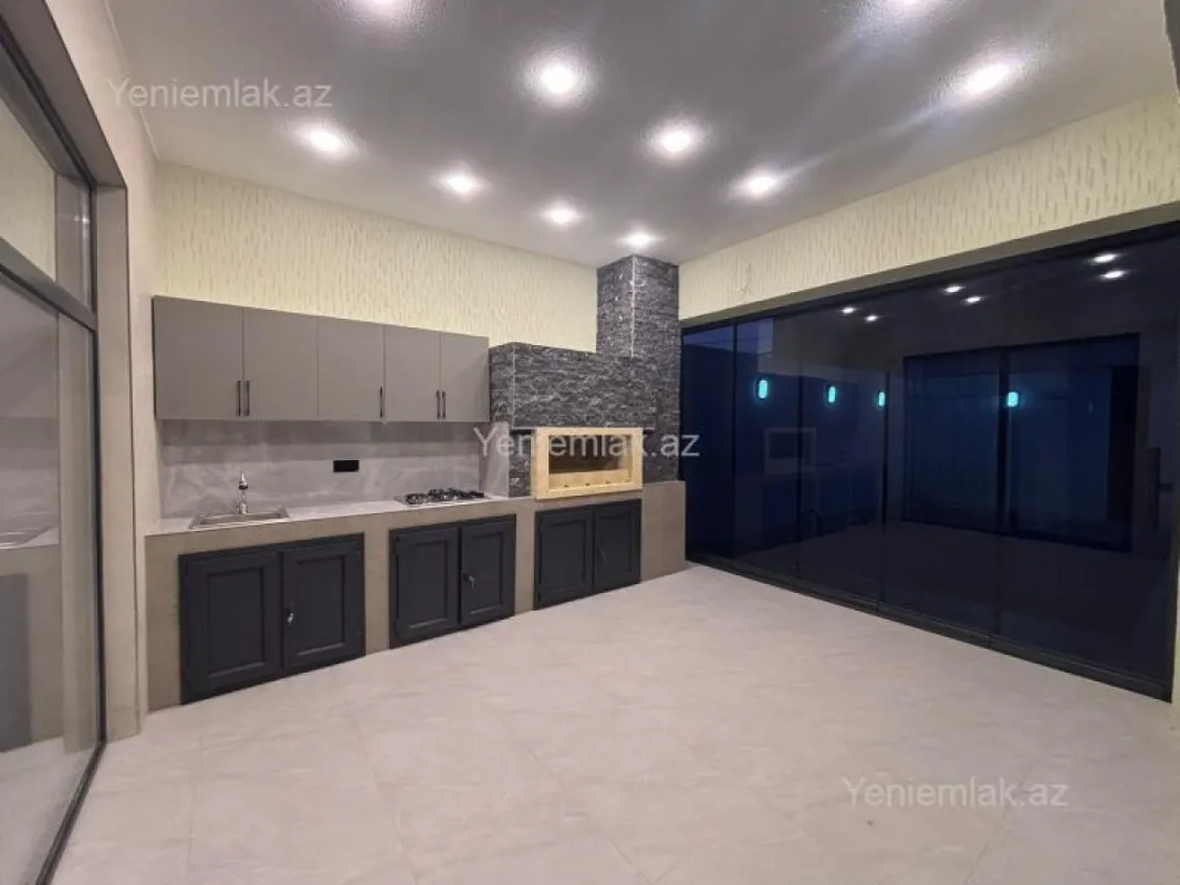 Satılır 4 otaqlı həyət evi 145 m²