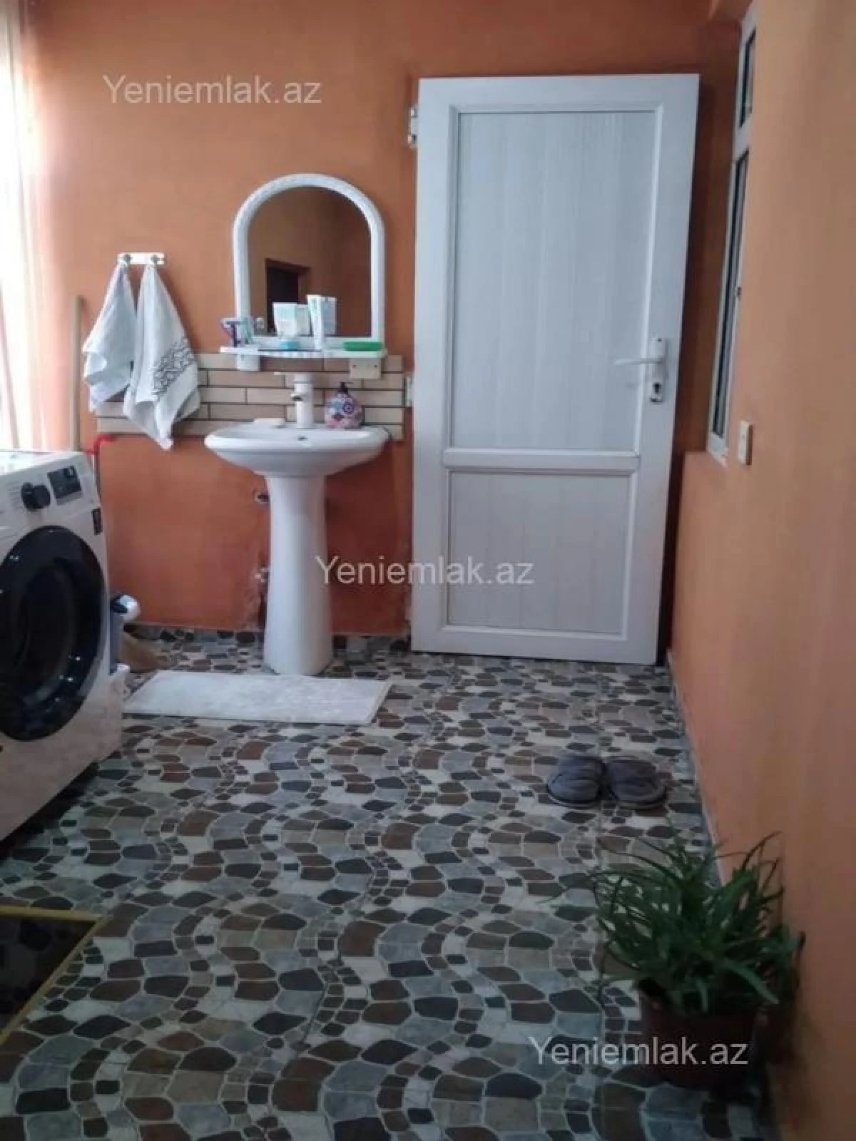 Satılır 3 otaqlı həyət evi 90 m²