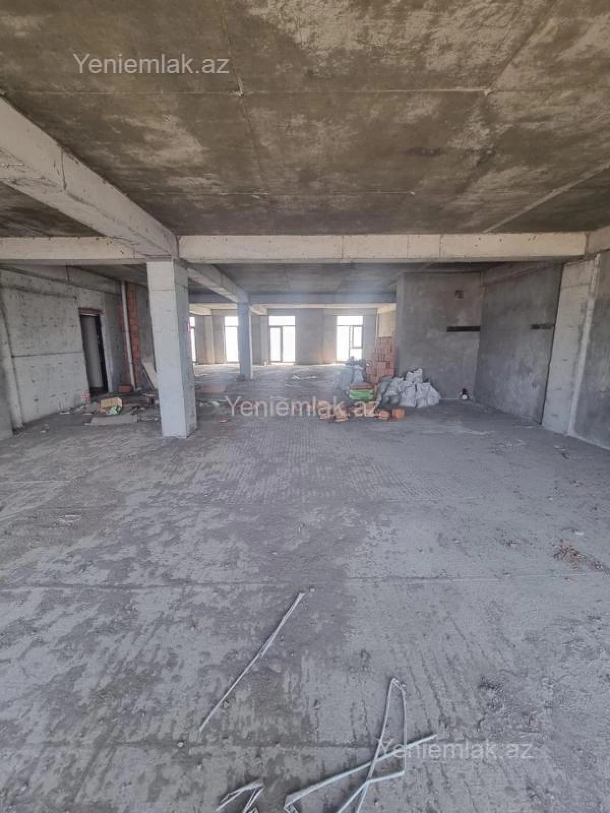 Satılır 4 otaqlı yeni tikili 180 m²