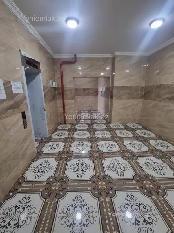 Satılır 4 otaqlı yeni tikili 180 m²