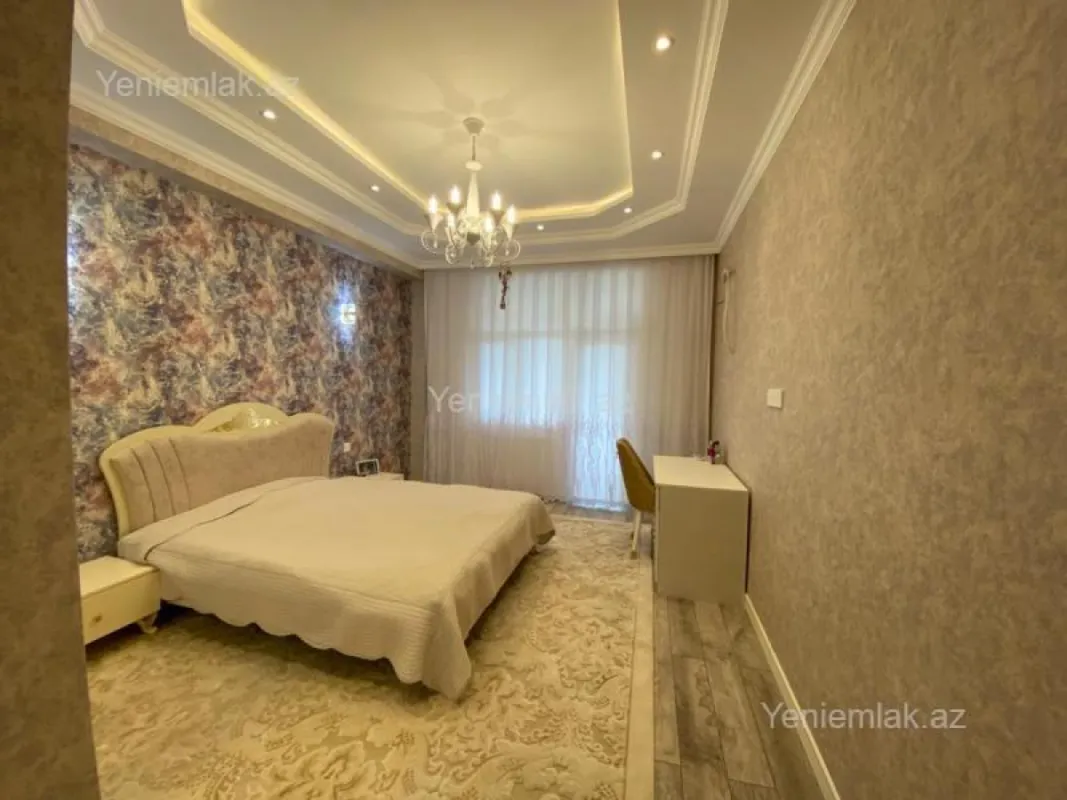 Satılır 5 otaqlı yeni tikili 210 m²