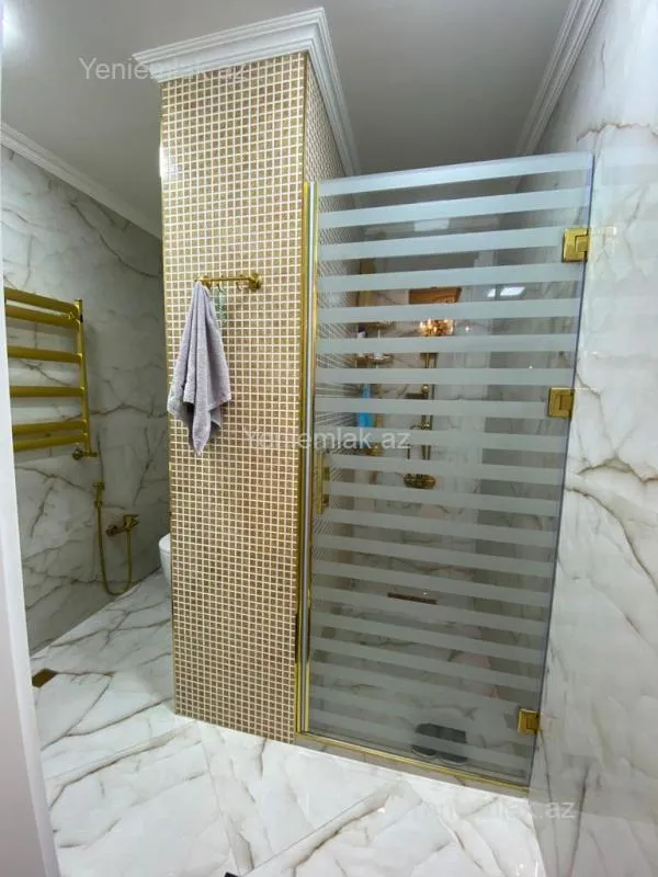 Satılır 5 otaqlı yeni tikili 210 m²