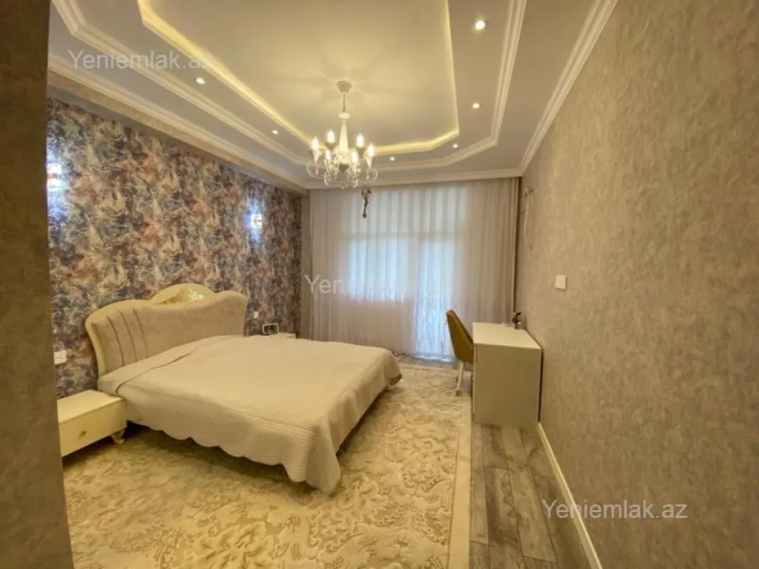 Satılır 5 otaqlı yeni tikili 210 m²