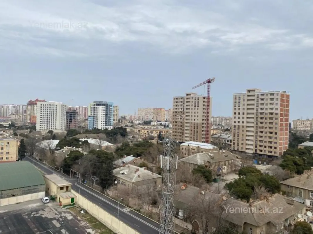 Satılır 5 otaqlı yeni tikili 210 m²