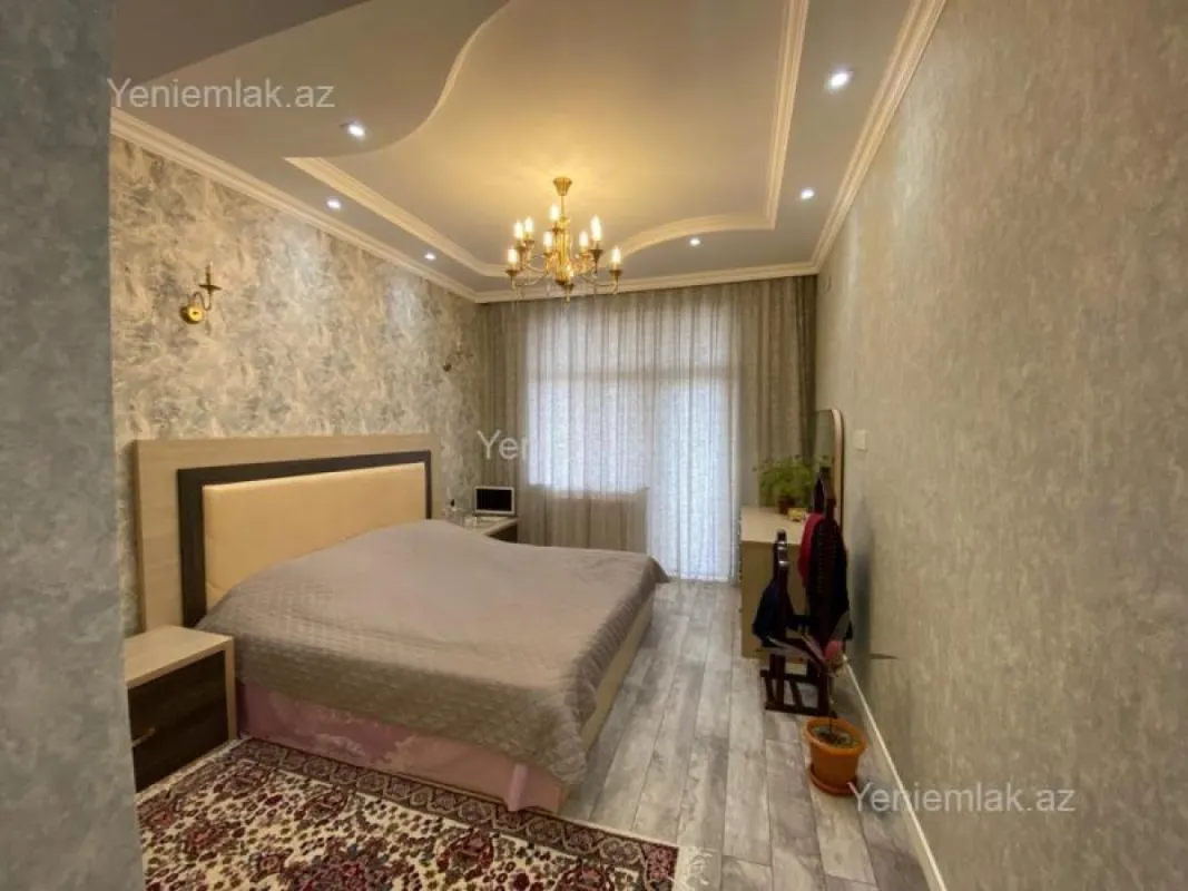 Satılır 5 otaqlı yeni tikili 210 m²