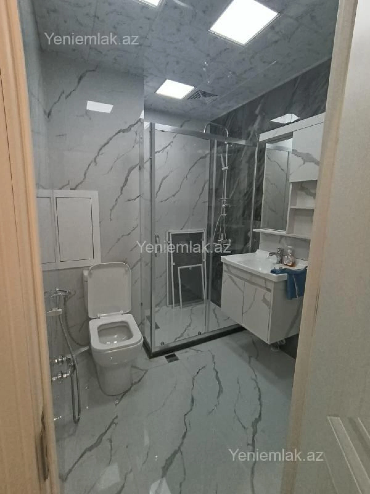 Satılır 2 otaqlı köhnə tikili 47 m²