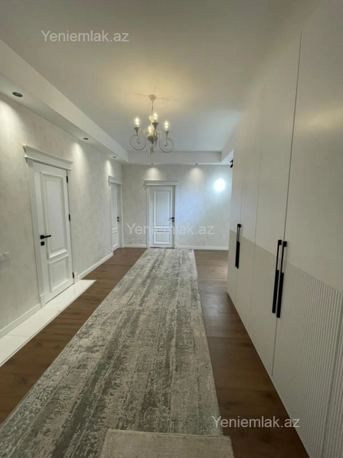 Satılır 4 otaqlı yeni tikili 195 m²