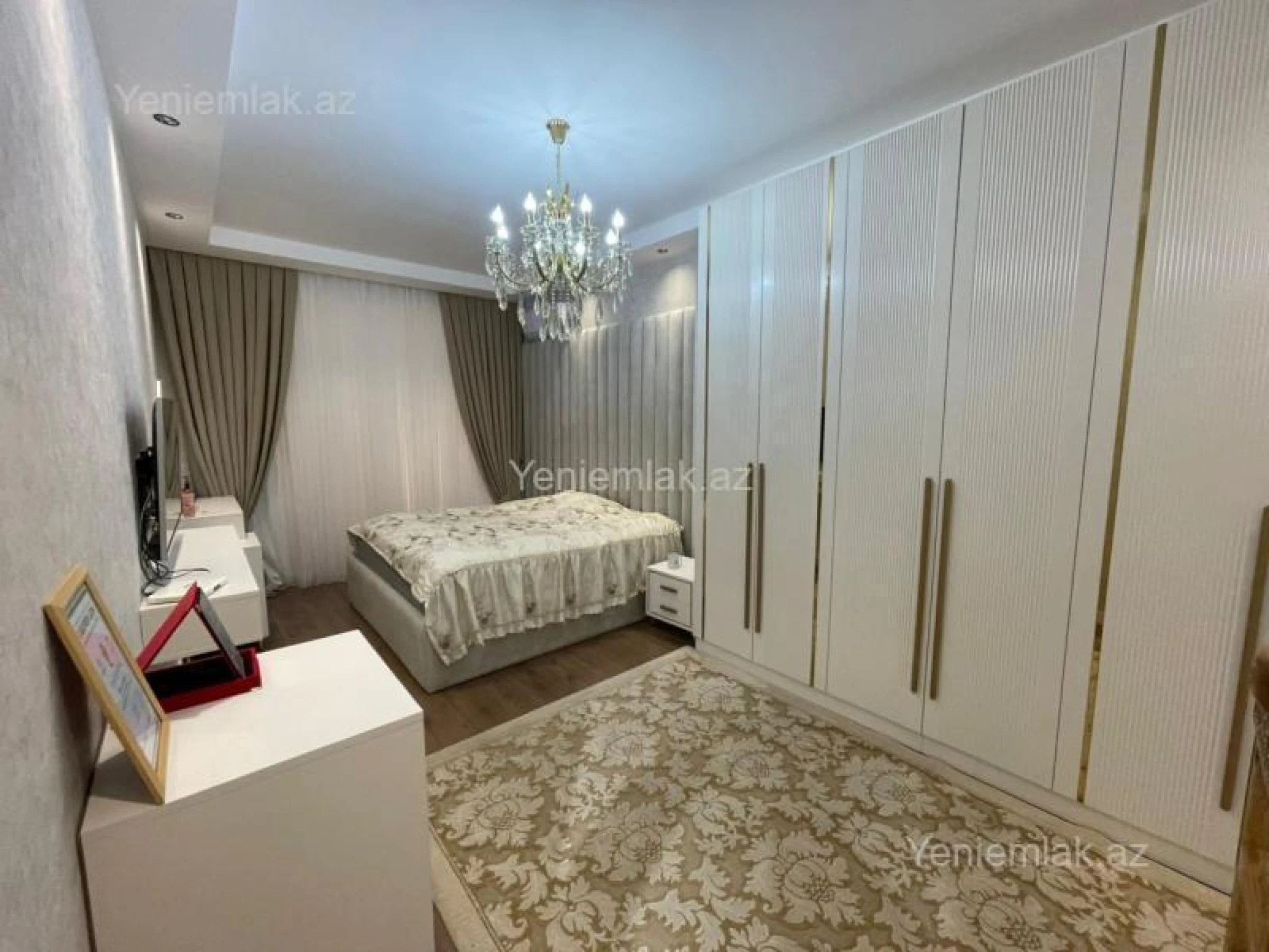 Satılır 4 otaqlı yeni tikili 195 m²
