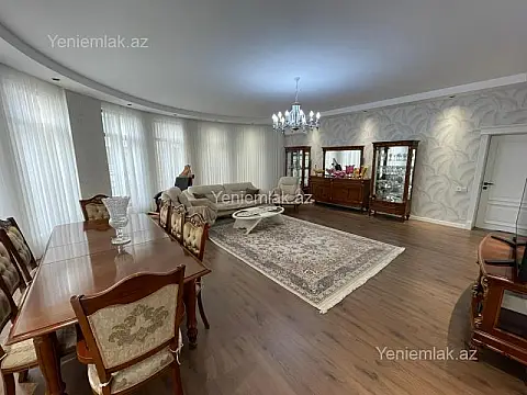 Satılır 4 otaqlı yeni tikili 195 m²