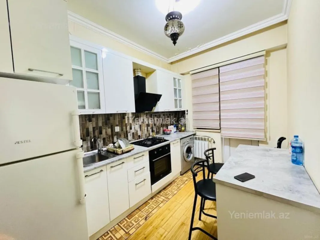 Satılır 2 otaqlı yeni tikili 56 m²