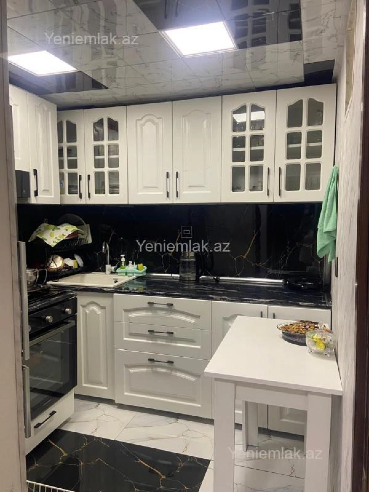 Satılır 3 otaqlı yeni tikili 95 m²