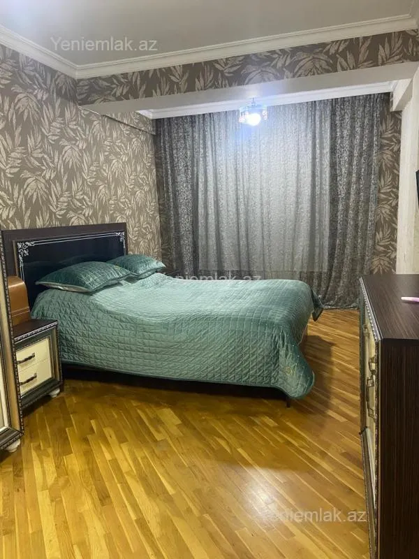 Satılır 3 otaqlı yeni tikili 95 m²