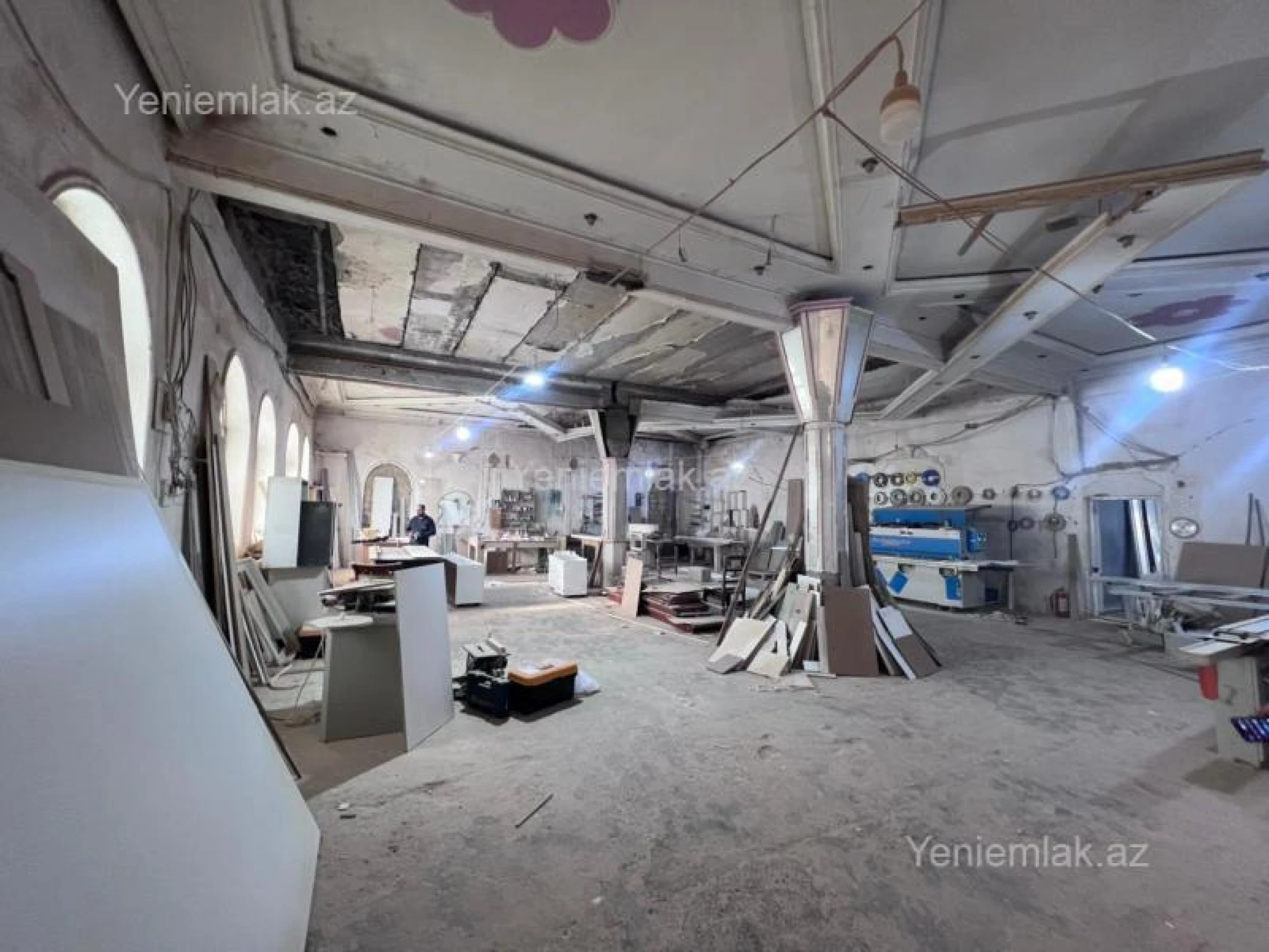 Satılır 1 otaqlı obyekt 400 m²