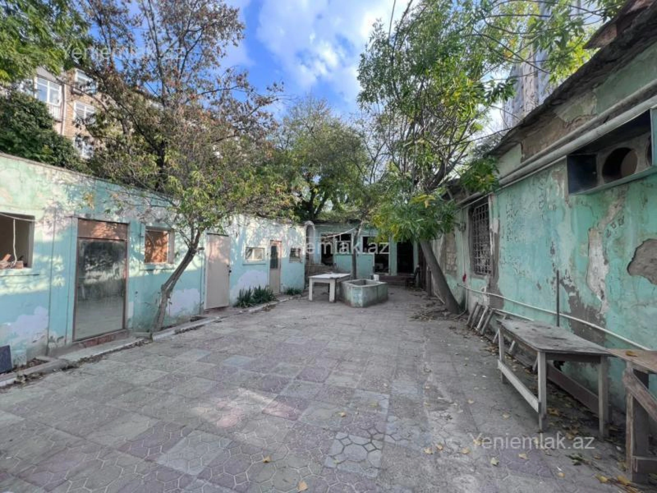 Satılır 1 otaqlı obyekt 400 m²