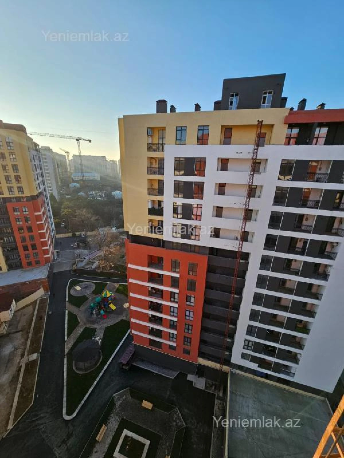 Satılır 3 otaqlı yeni tikili 60 m²