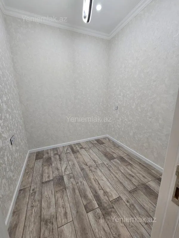 Satılır 3 otaqlı yeni tikili 60 m²