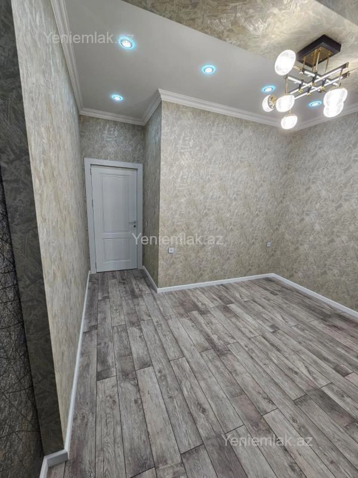 Satılır 3 otaqlı yeni tikili 60 m²