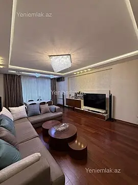 Satılır 4 otaqlı yeni tikili 180 m²