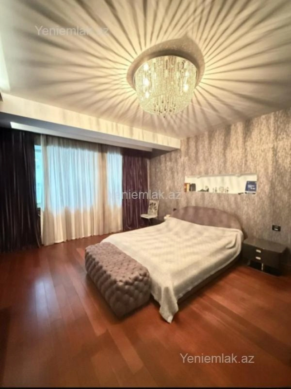 Satılır 4 otaqlı yeni tikili 180 m²