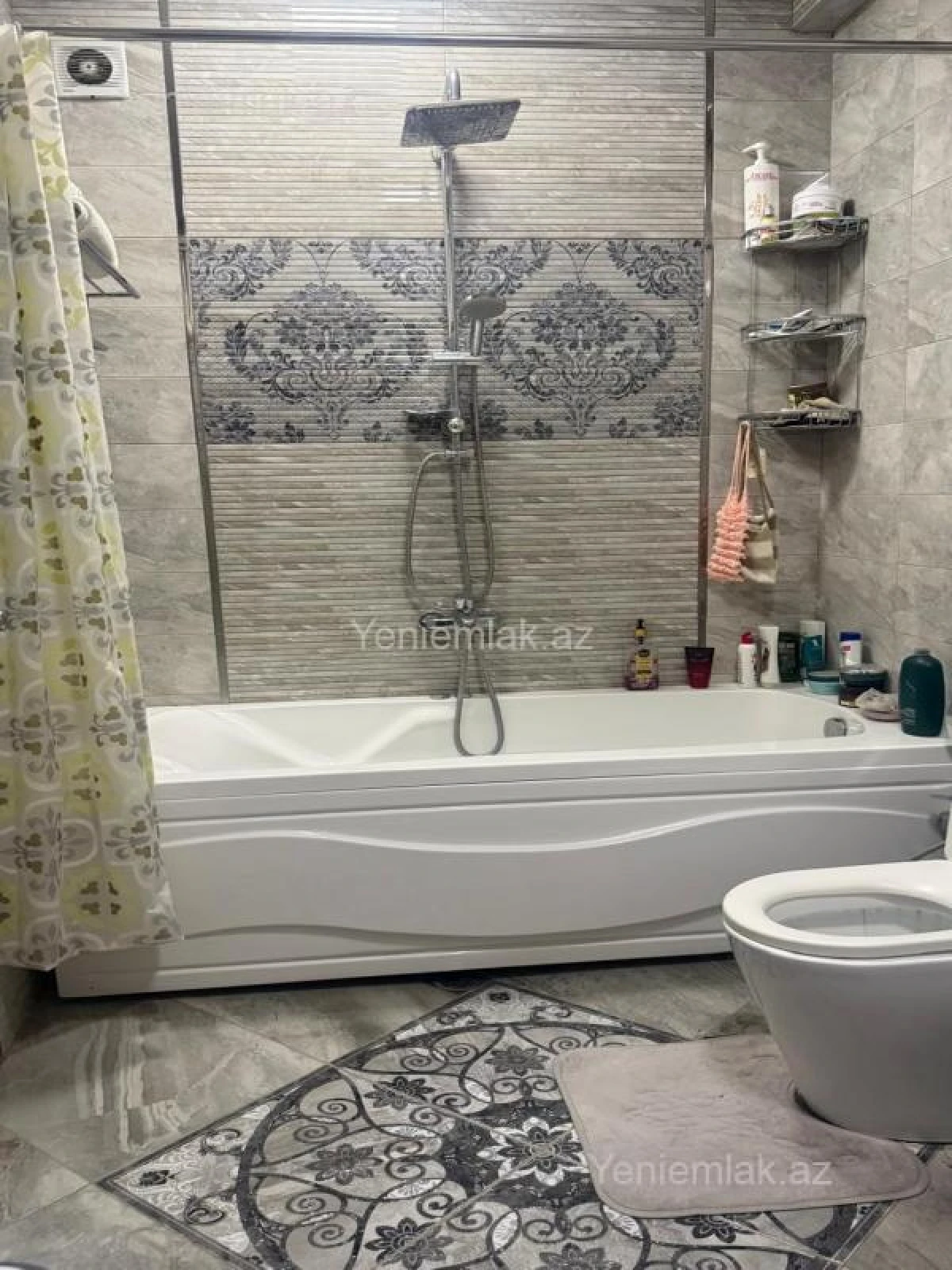 Satılır 4 otaqlı yeni tikili 180 m²