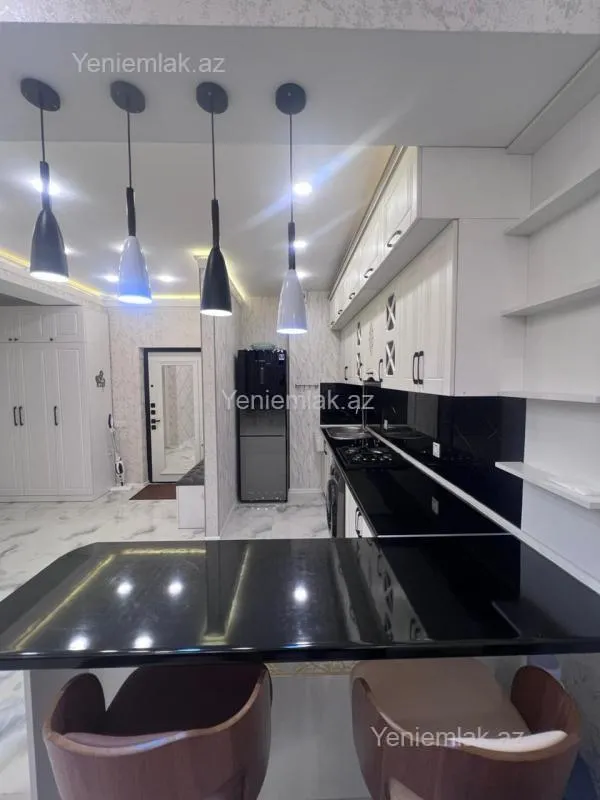 Satılır 2 otaqlı yeni tikili 78 m²