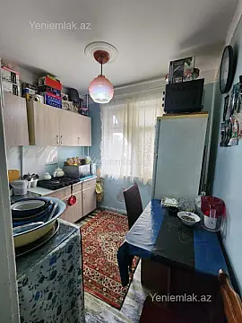 Satılır 1 otaqlı köhnə tikili 33 m²