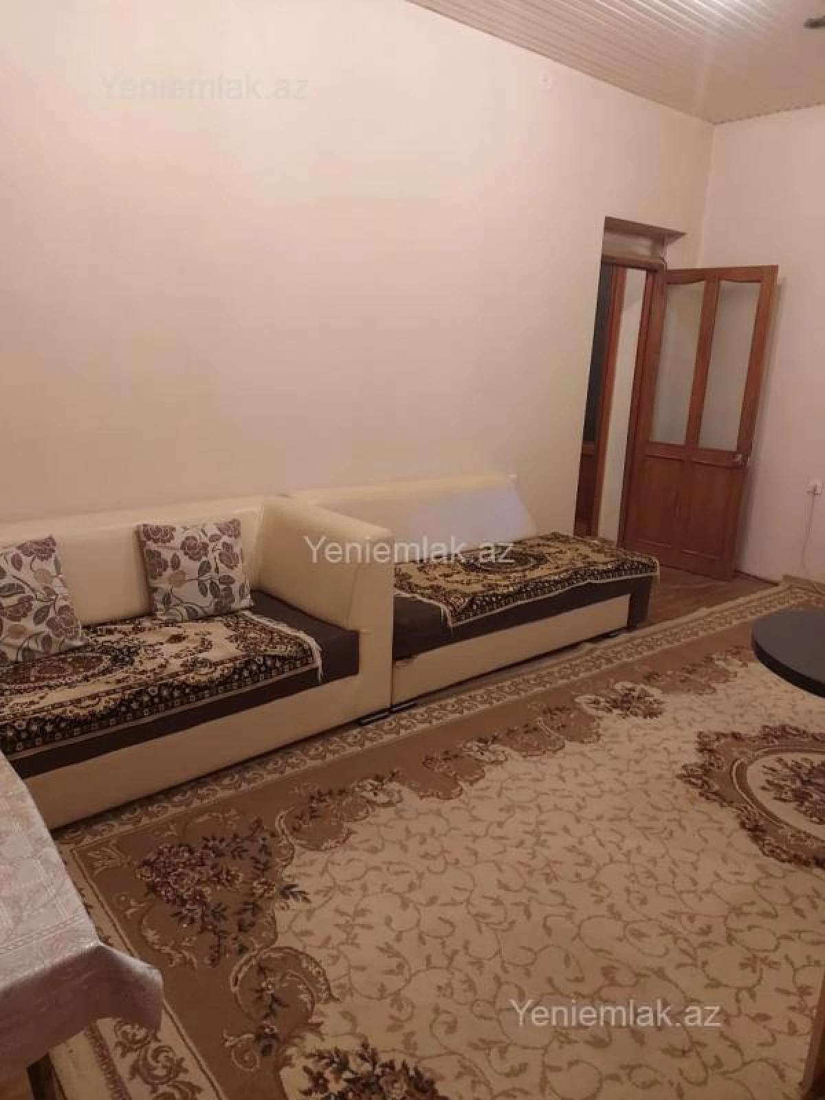 Satılır 5 otaqlı həyət evi 250 m²