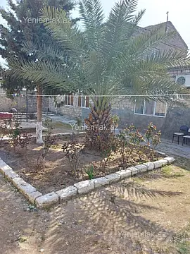 Satılır 5 otaqlı həyət evi 250 m²