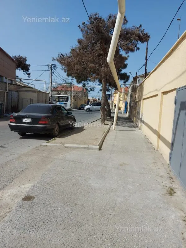 Satılır 5 otaqlı həyət evi 250 m²