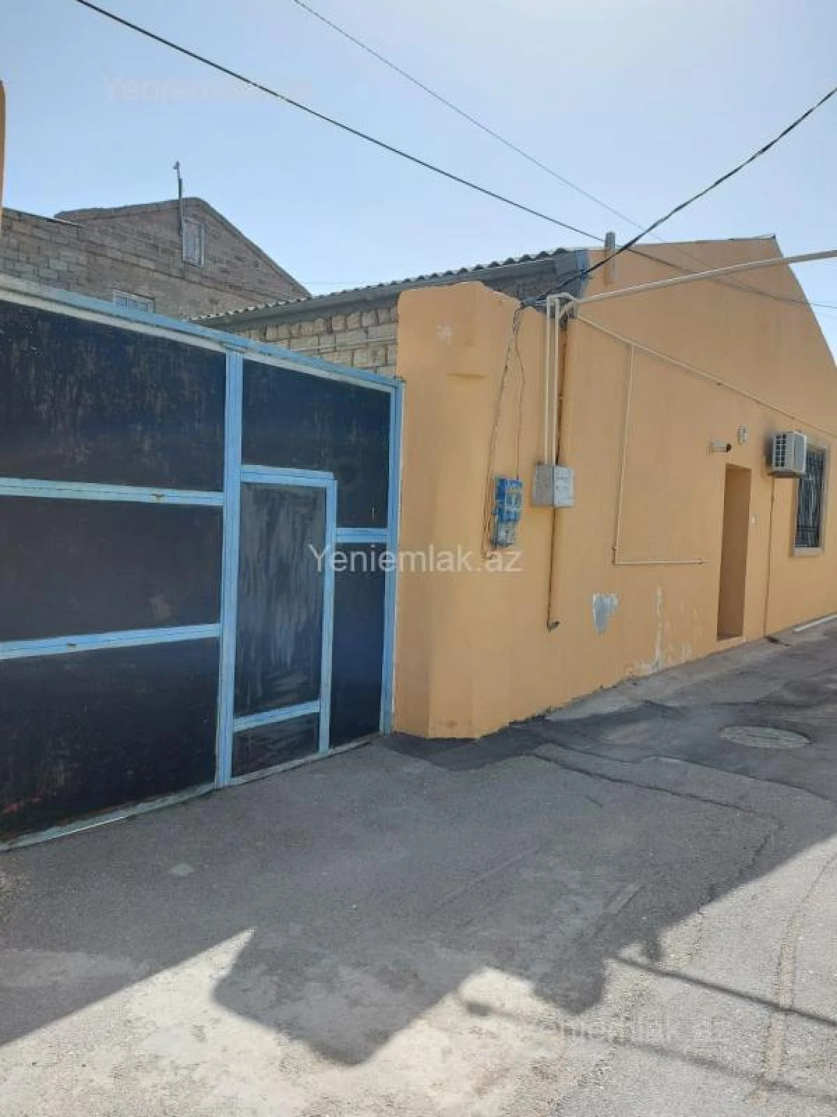 Satılır 5 otaqlı həyət evi 250 m²