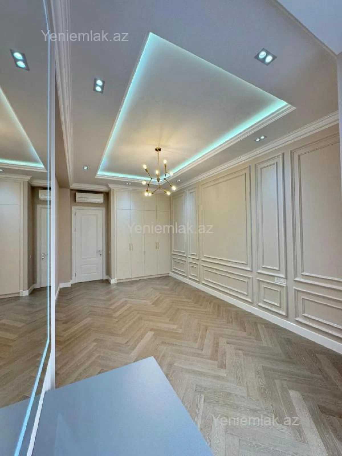 Satılır 4 otaqlı yeni tikili 205 m²