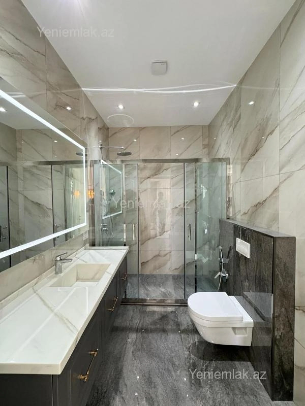 Satılır 4 otaqlı yeni tikili 205 m²