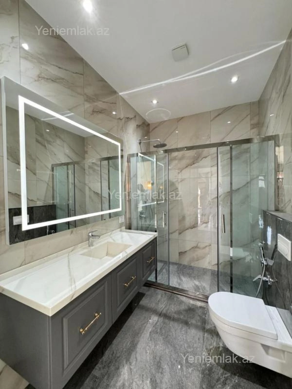 Satılır 4 otaqlı yeni tikili 205 m²