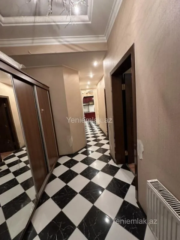 Satılır 3 otaqlı yeni tikili 90 m²