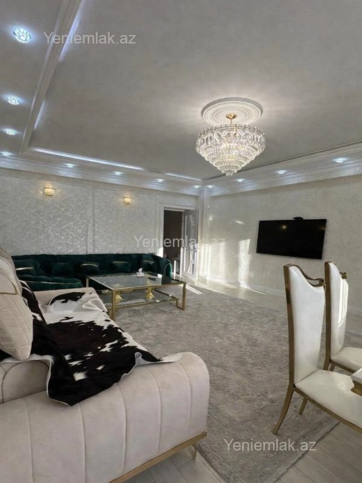 Satılır 3 otaqlı yeni tikili 150 m²