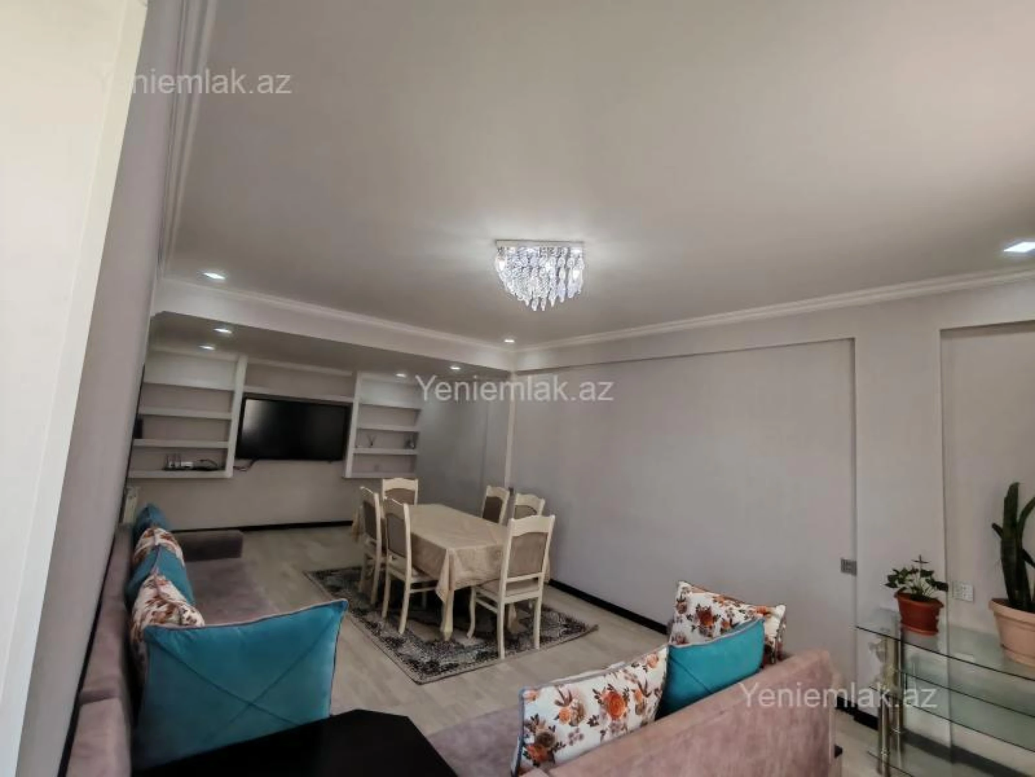 Satılır 2 otaqlı yeni tikili 87 m²