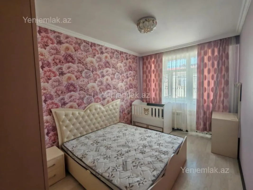 Satılır 2 otaqlı yeni tikili 87 m²