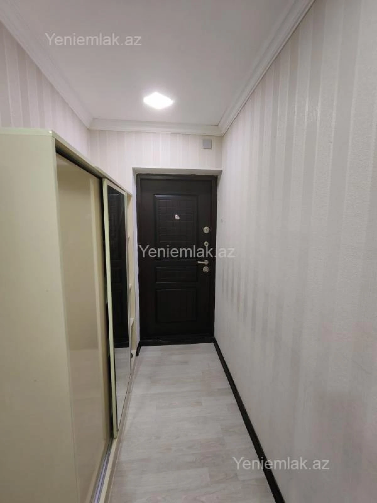 Satılır 2 otaqlı yeni tikili 87 m²